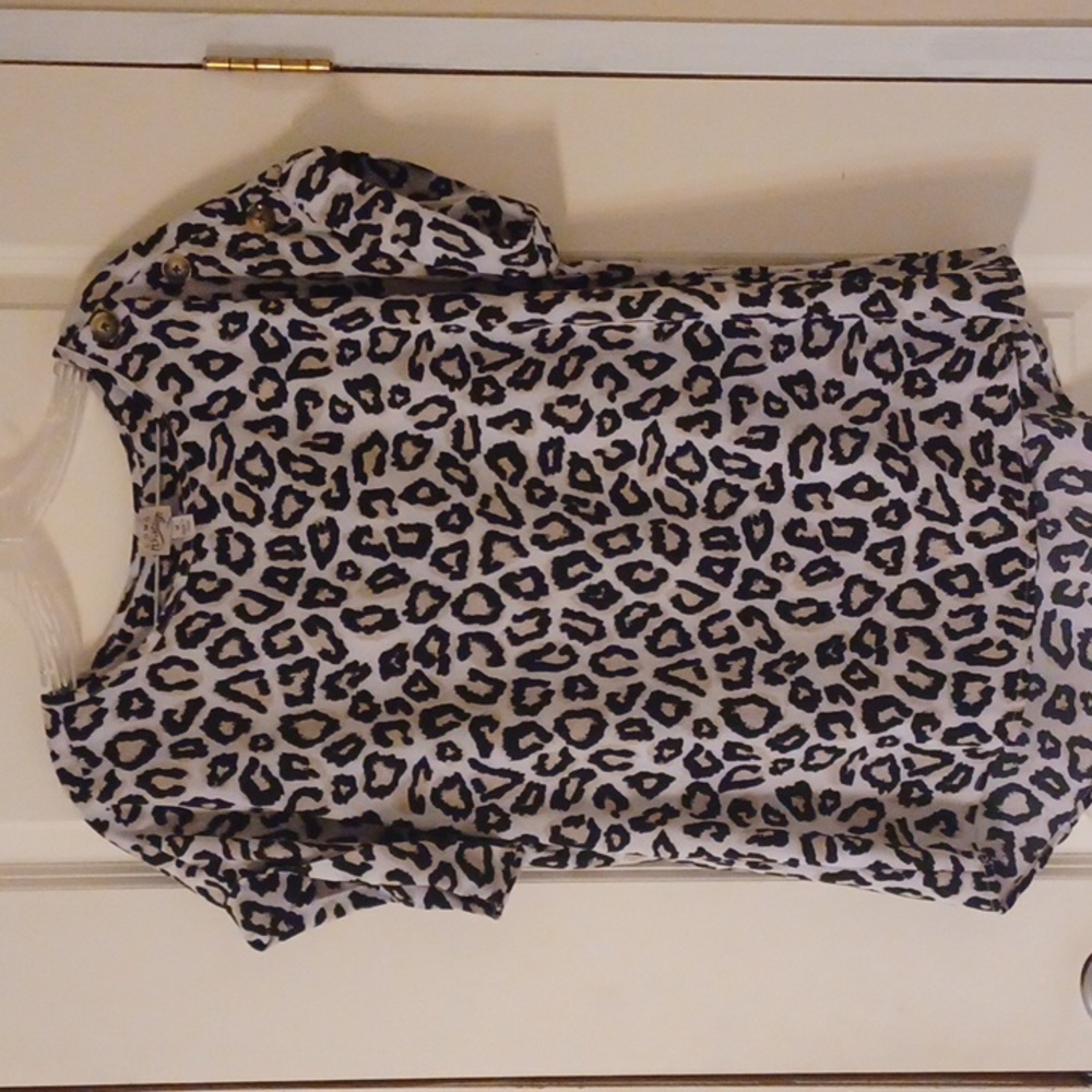 Como vintage top‎